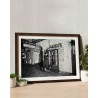 Black and white photograph of a nylon stocking dispenser - RATP la ligne